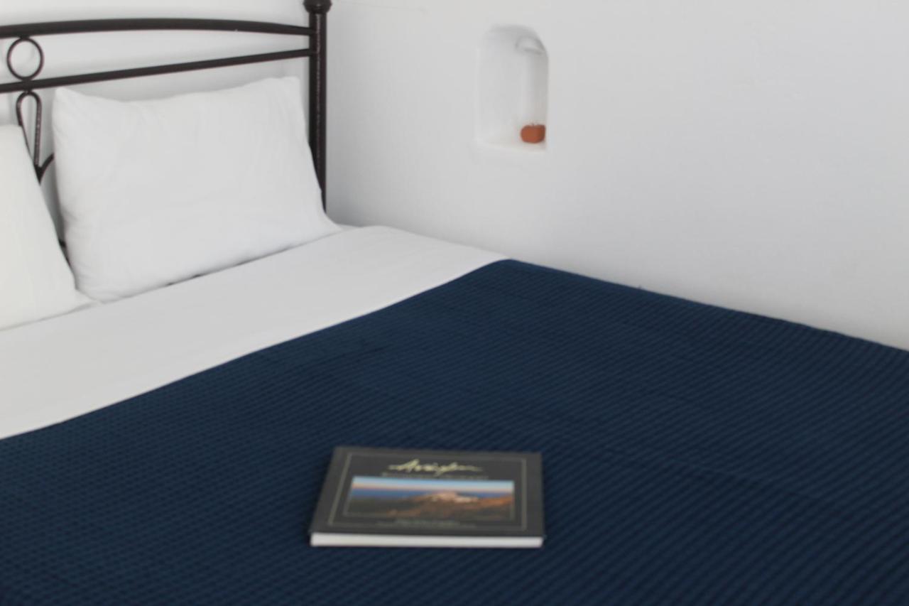 Meltemi Rooms And Studios Đảo Đảo Anafi Ngoại thất bức ảnh