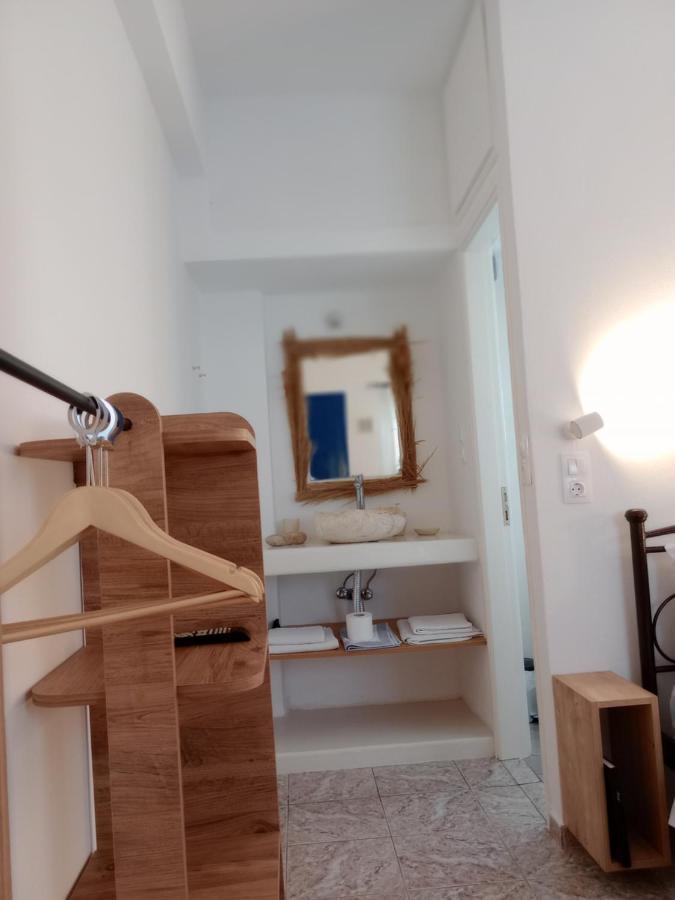 Meltemi Rooms And Studios Đảo Đảo Anafi Ngoại thất bức ảnh