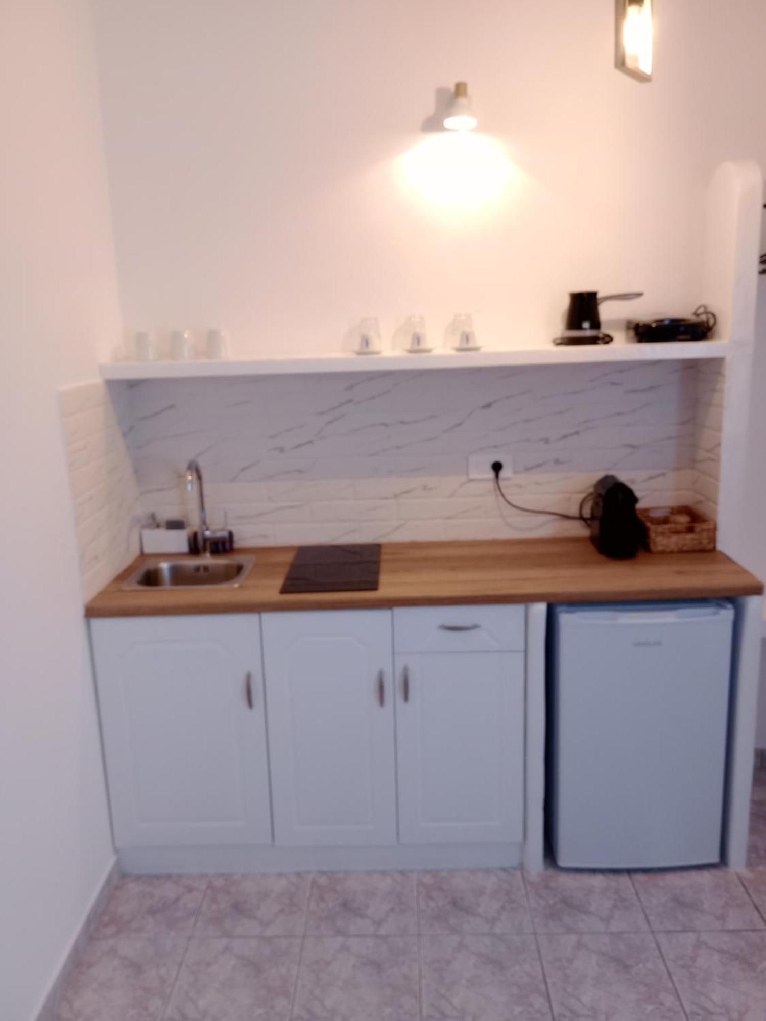 Meltemi Rooms And Studios Đảo Đảo Anafi Ngoại thất bức ảnh