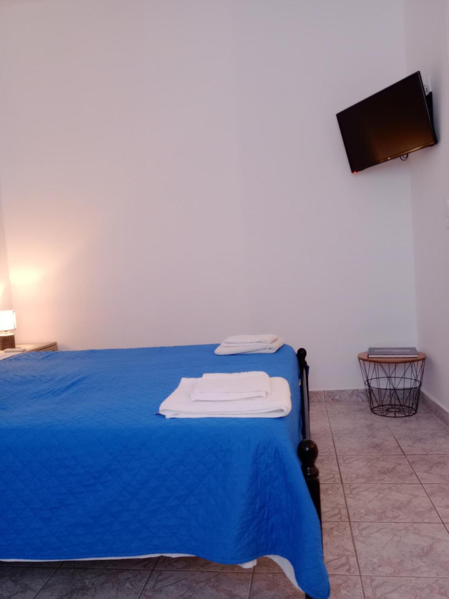 Meltemi Rooms And Studios Đảo Đảo Anafi Ngoại thất bức ảnh